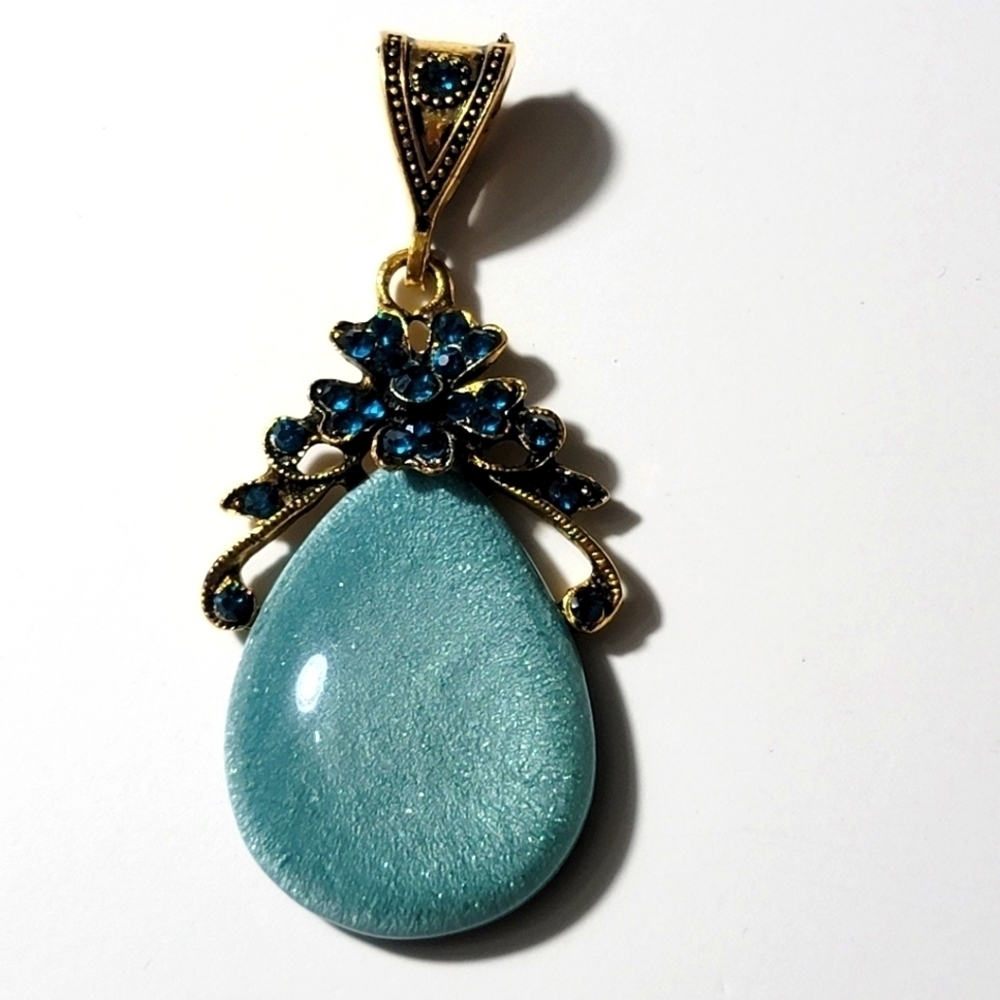 Rhinestone Teal Acrylic Stone Antique Gold Tone Pendant N2